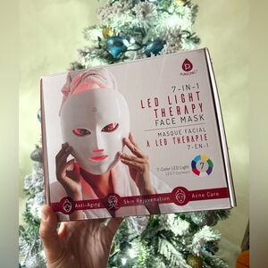 Pursonic LED Light Therapy Face Mask - White